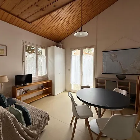 بيت للعطل Maisonnette Accueillante Avec Animaux Admis - 4 Pers. - Fr-1-823-169 *